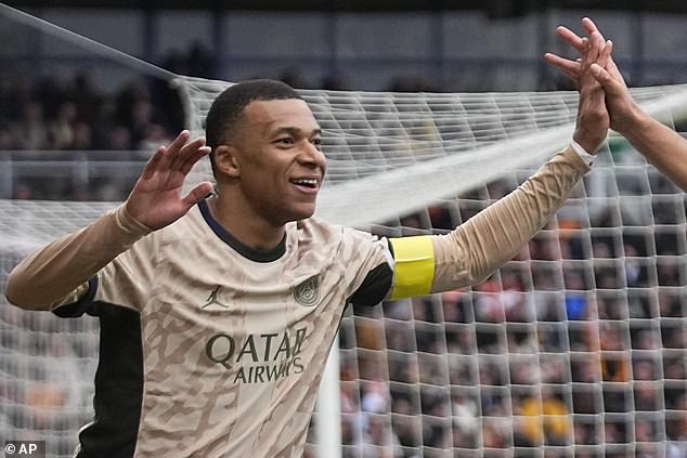 PSG striker Kylian Mbappe is closing in on a sixth-straight Ligue 1 Golden Boot award