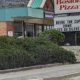 Canucks fans outraged by sign outside Penticton pizza joint
