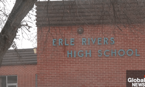 Milk River residents rally to save Erle Rivers High School from demolition - Lethbridge