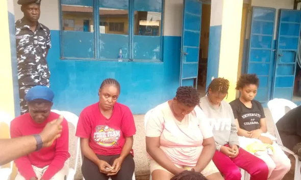 Police arrest five women for stripping lady naked over allegation of phone theft